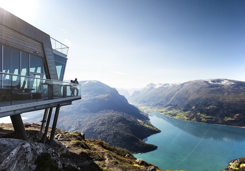 Hoven Restaurant & Bar