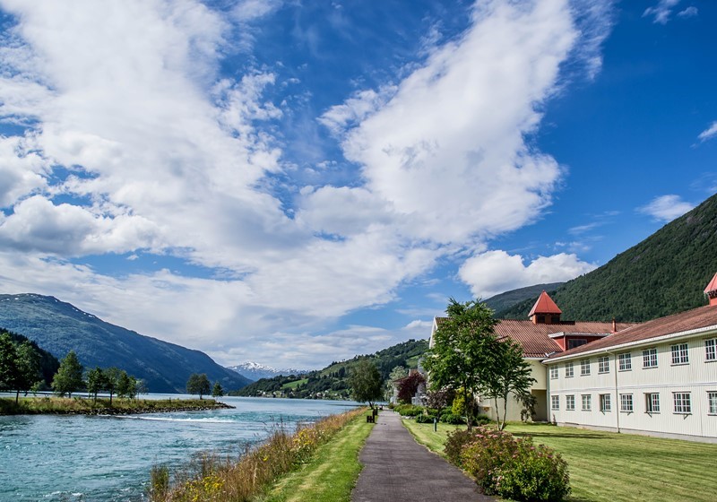 Hotel Loenfjord